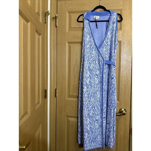 Diane Von Furstenberg Dresses & Skirts - Diane Von Furstenberg DVF Target Wrap Dress Sweater XL Blue Preppy Coastal